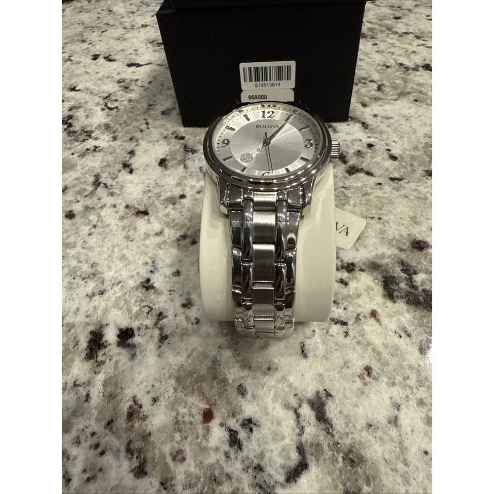 New Bulova Men's Quartz Arabic Numerals Silver-Tone Dial Band Watch 96A000